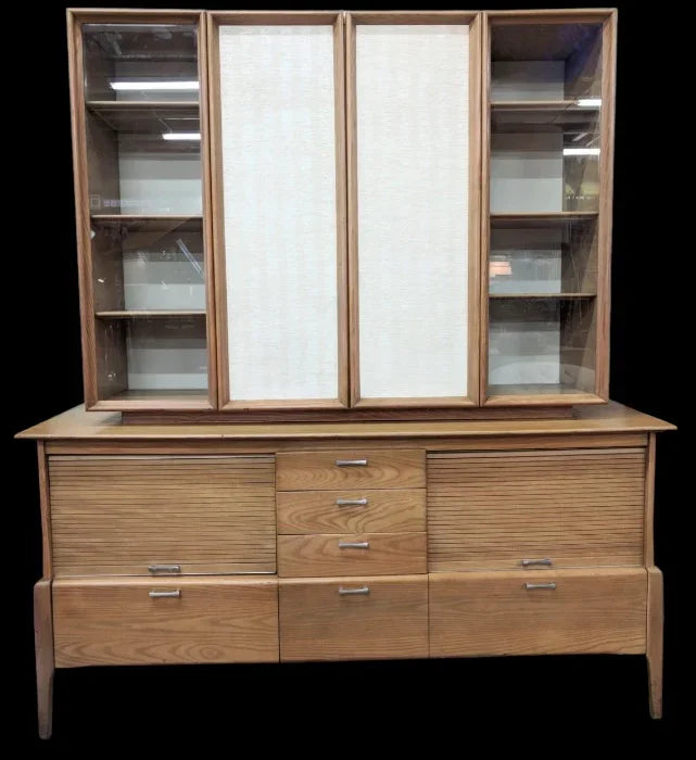 Mid Century Modern Heywood Wakefield Buffet Hutch