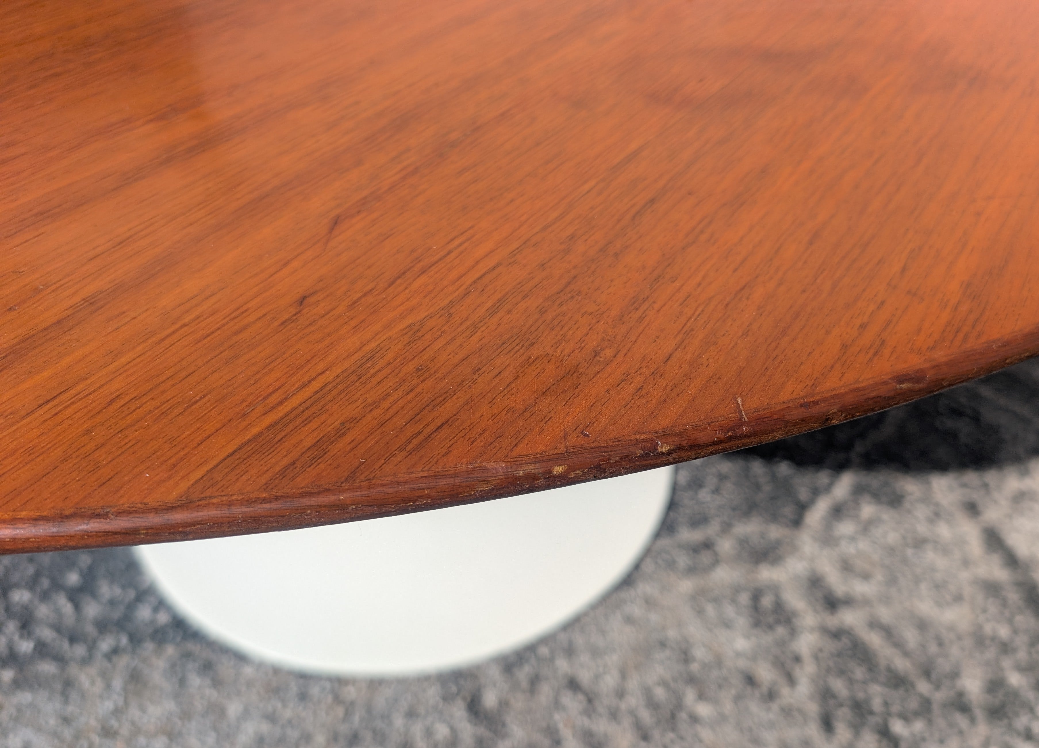 Mid Century Modern Knoll Tulip Table