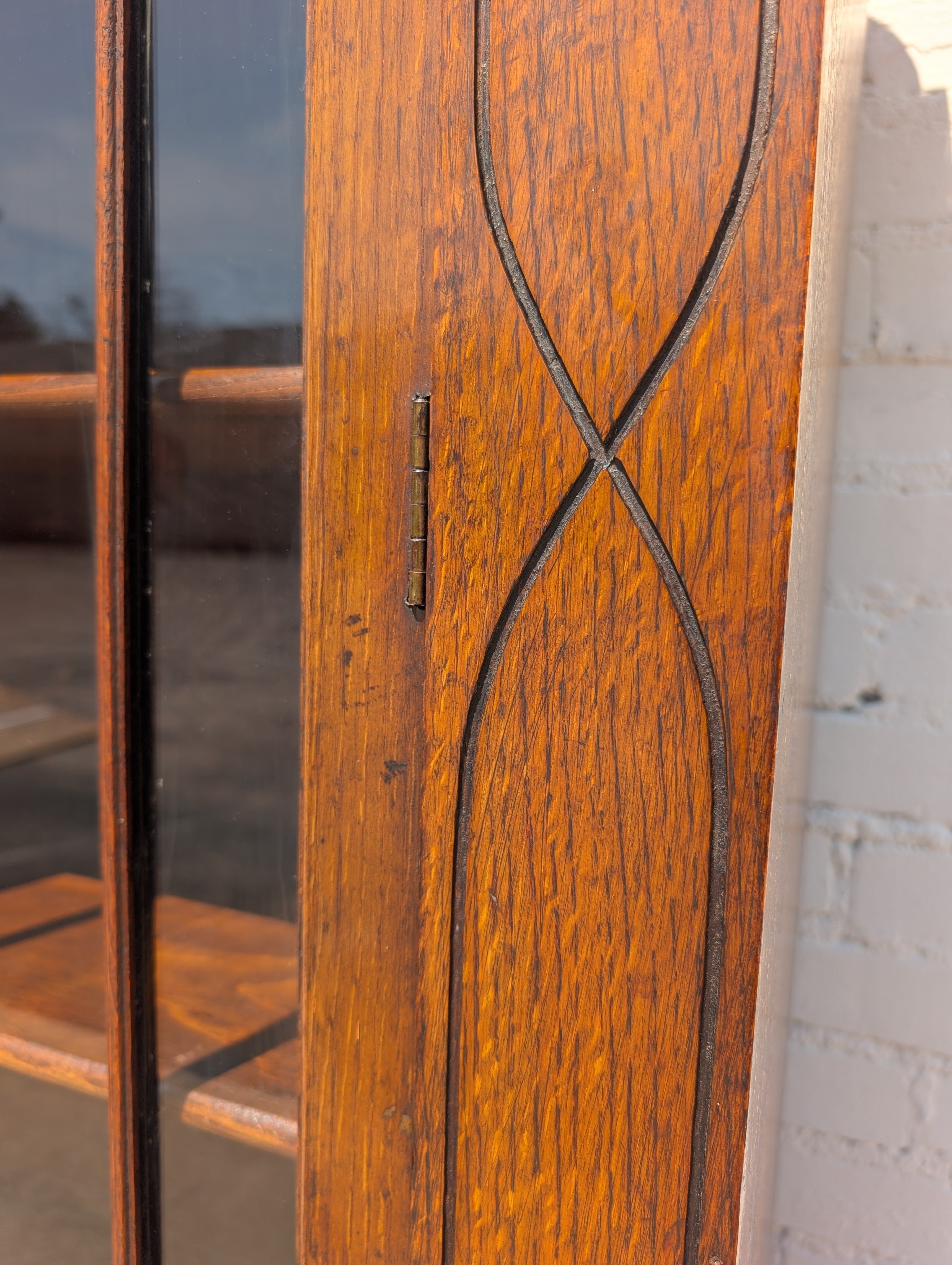 Rustic Old English Oak Glass Front Cabinet