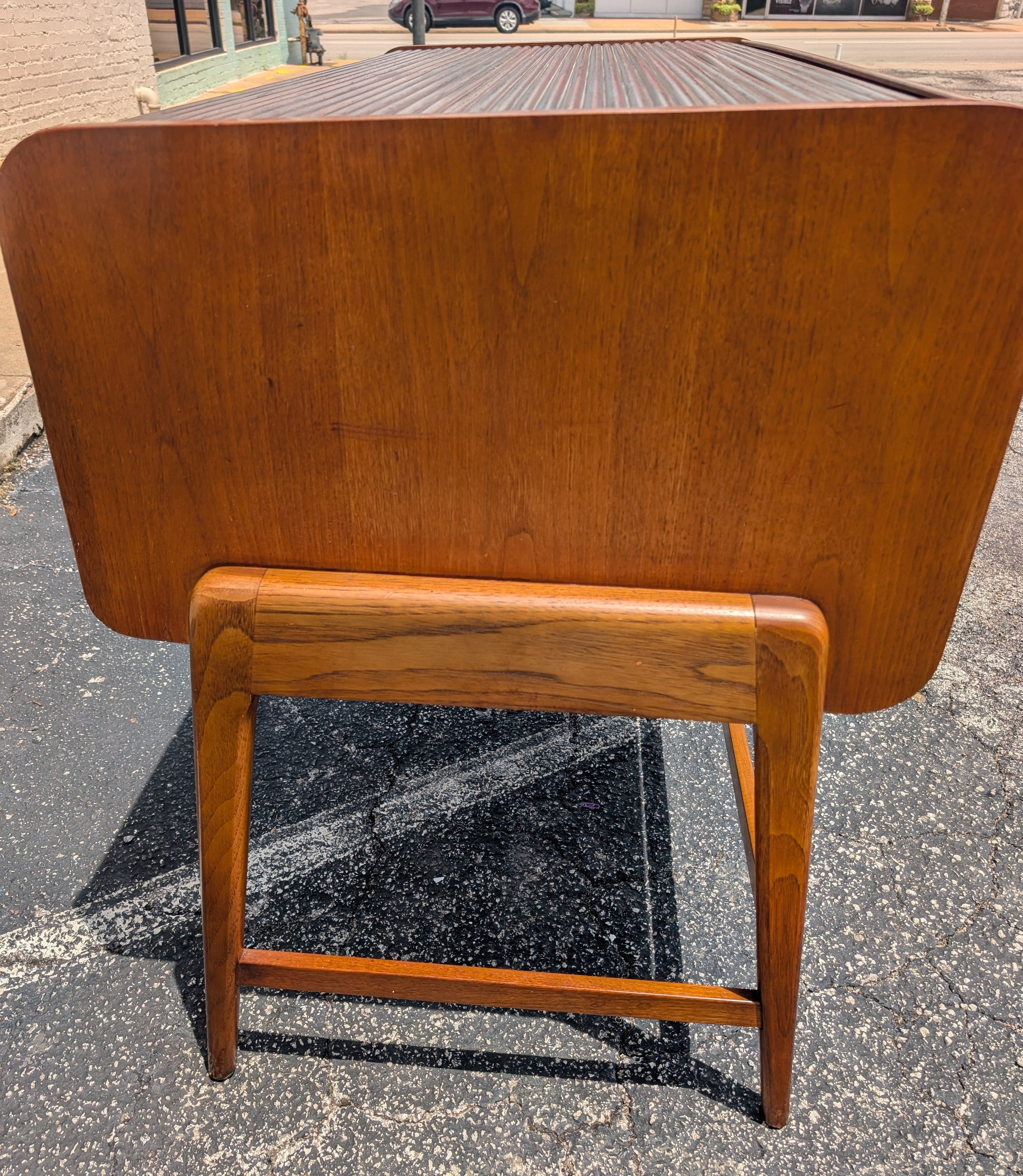 Mid Century Modern Walnut Roll Top Desk by Sligh Lowry