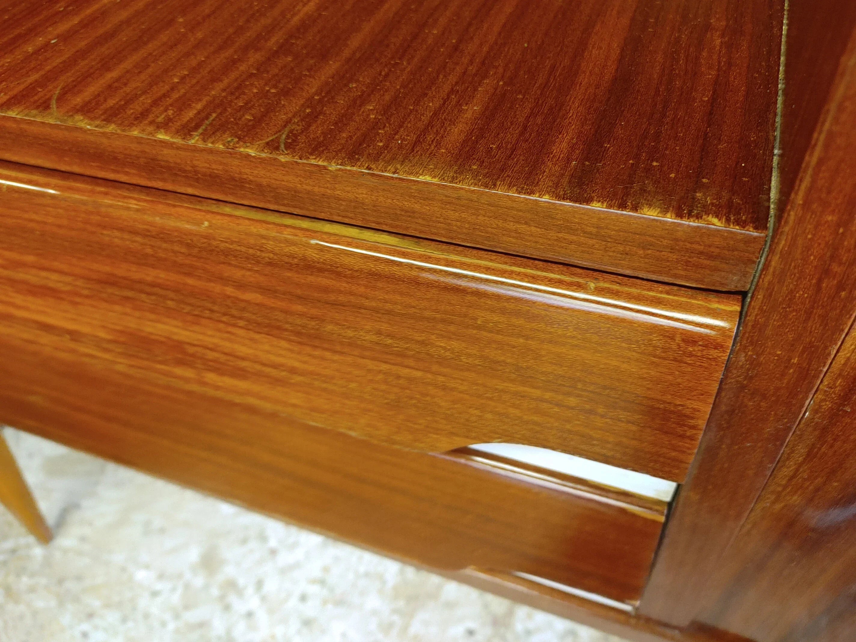 Mid Century Modern Italian Chest of Drawers