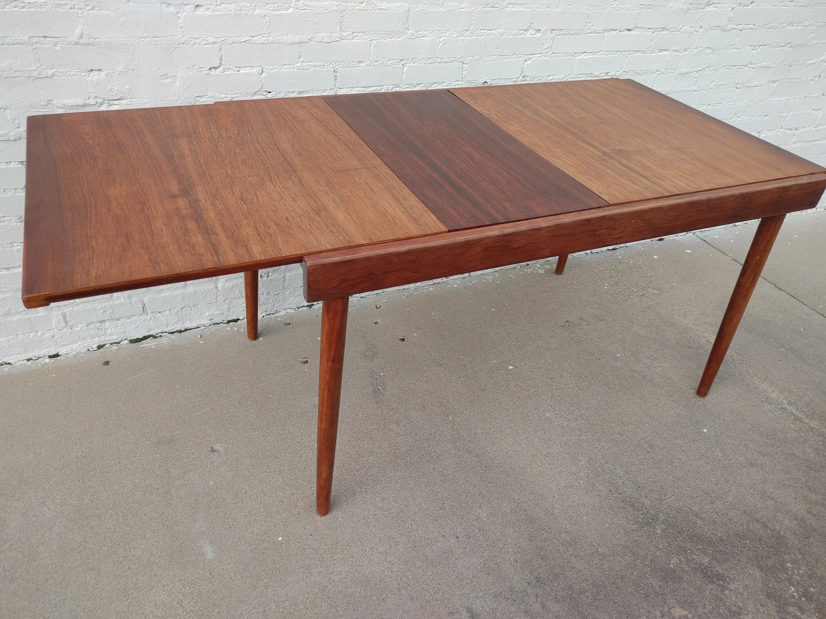 Mid Century Modern Rosewood Dining Table with Hidden Leaf