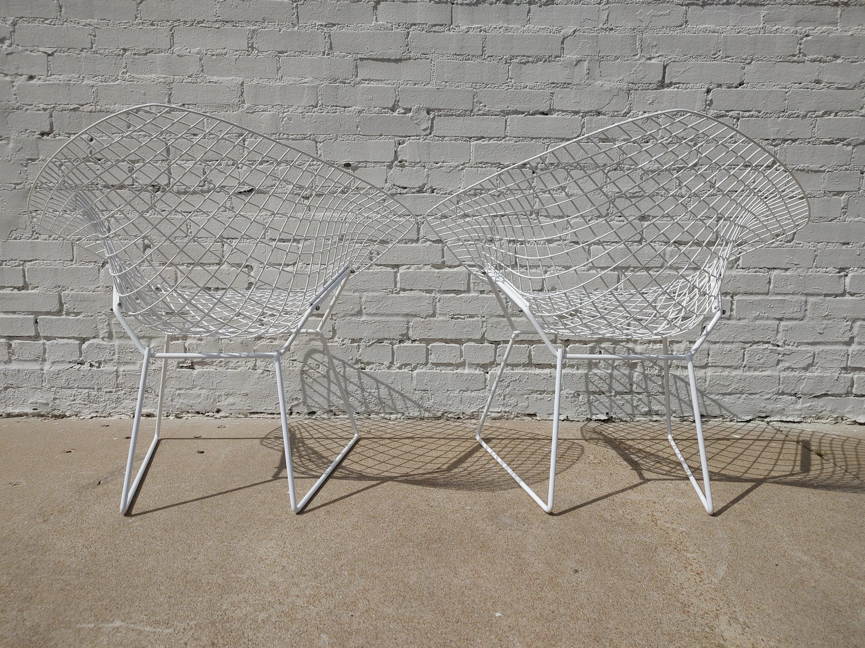 Mid Century Modern Bertoia Wire Diamond Chairs