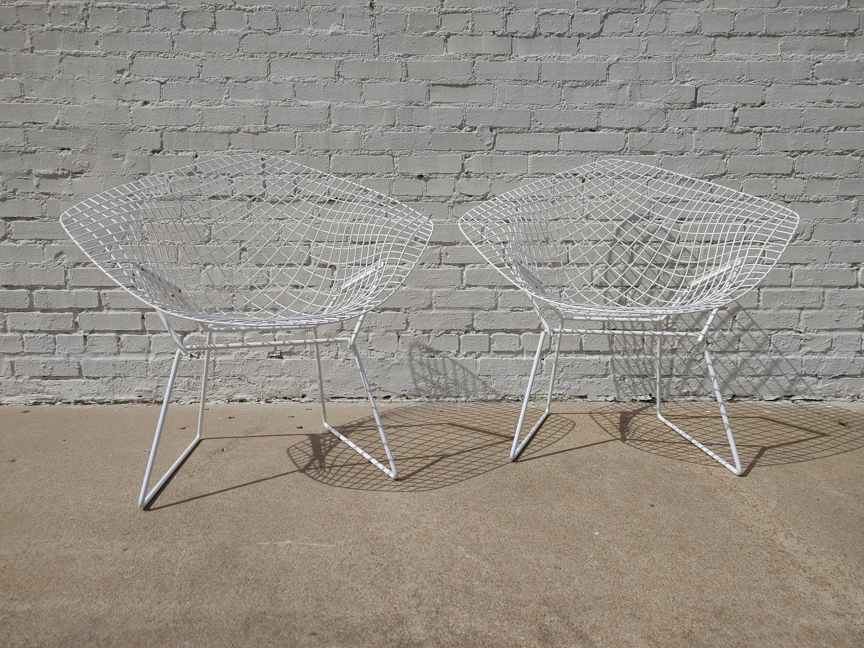 Mid Century Modern Bertoia Wire Diamond Chairs
