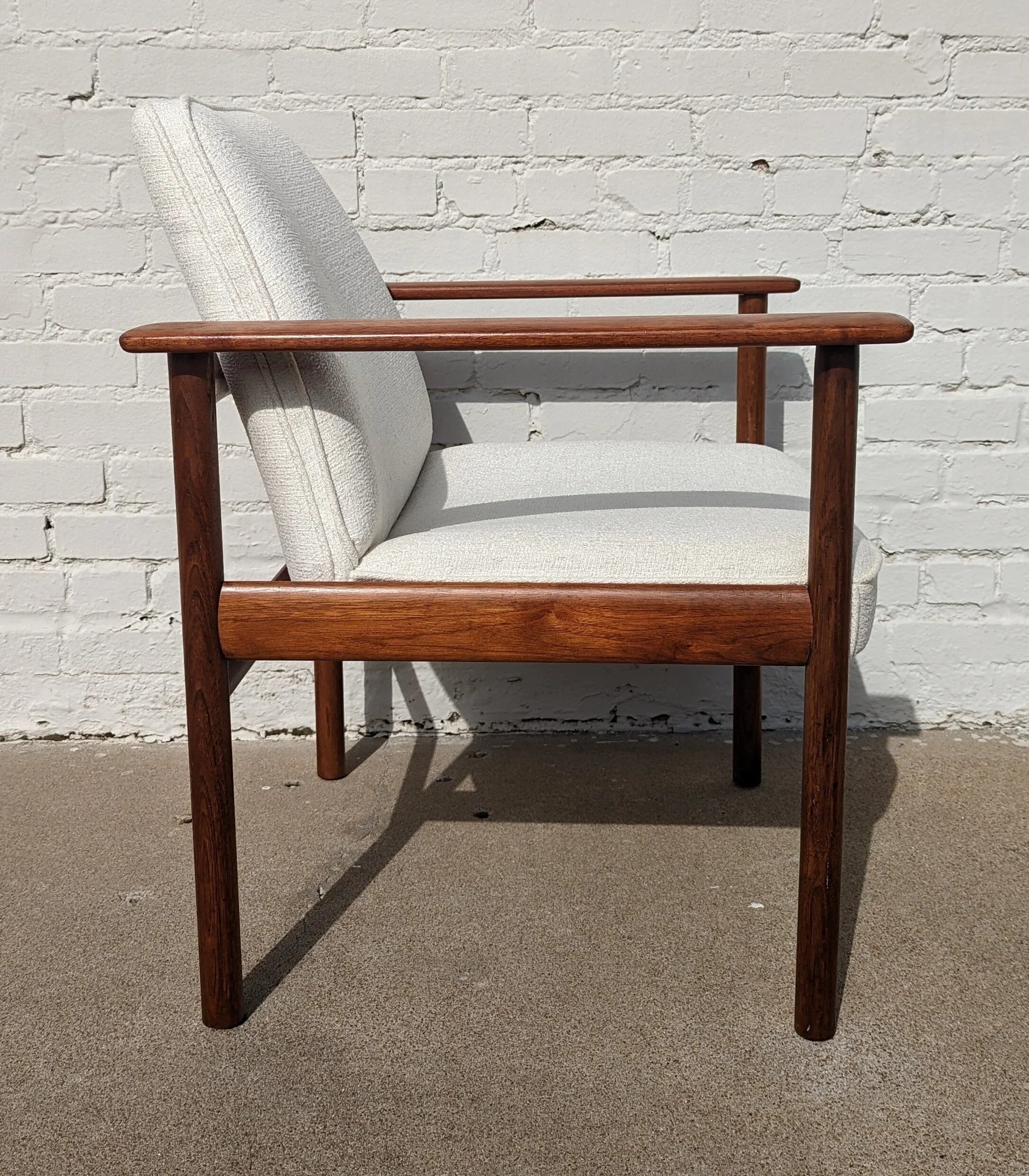 Mid Century Danish Modern Dokka Mobler Side Chair