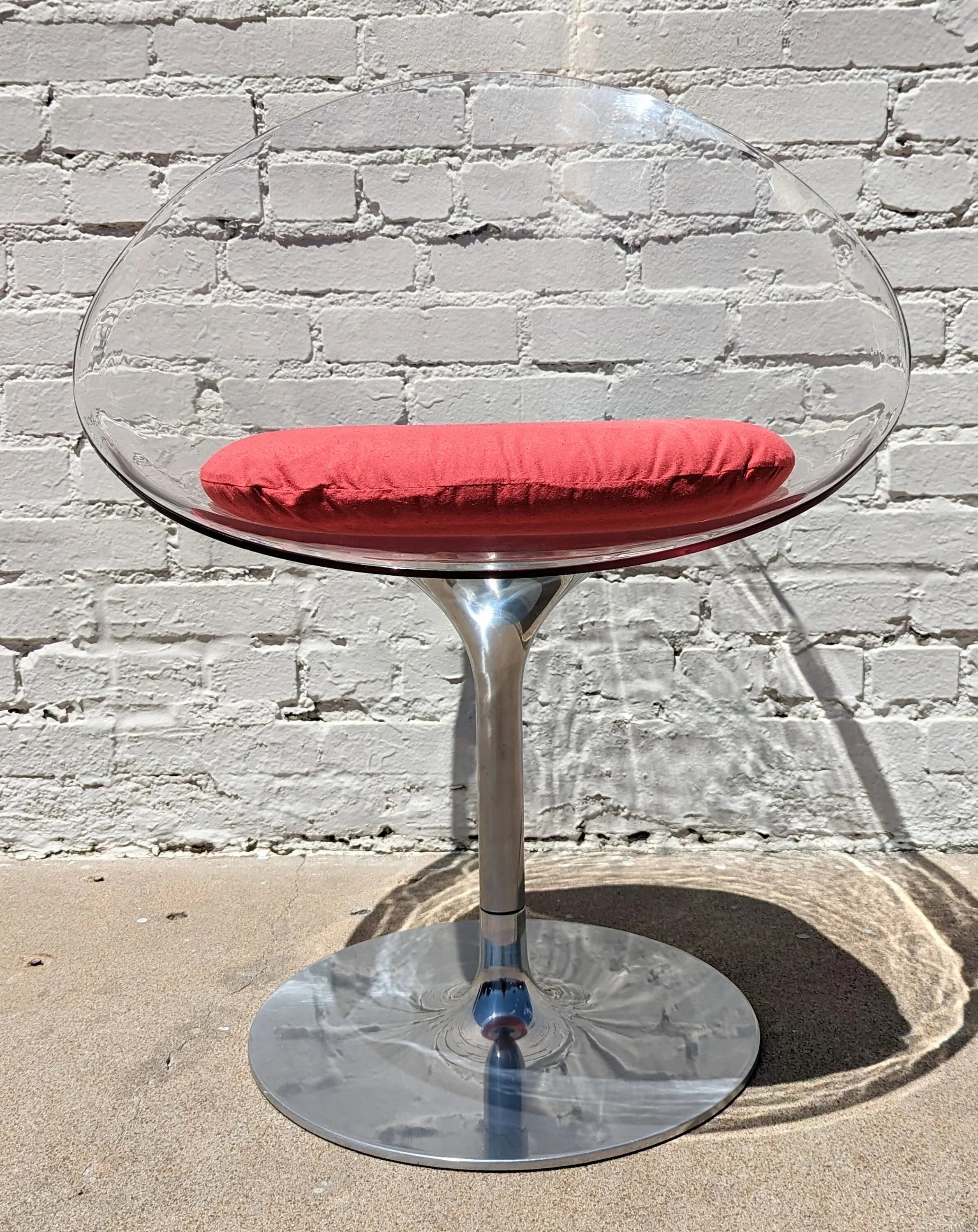 Modern Acrylic Lucite Swivel Chair by Kartell
