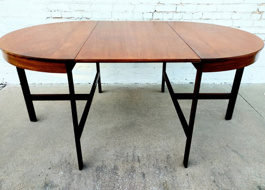 Mid Century Modern. Teak Drop Leaf Table