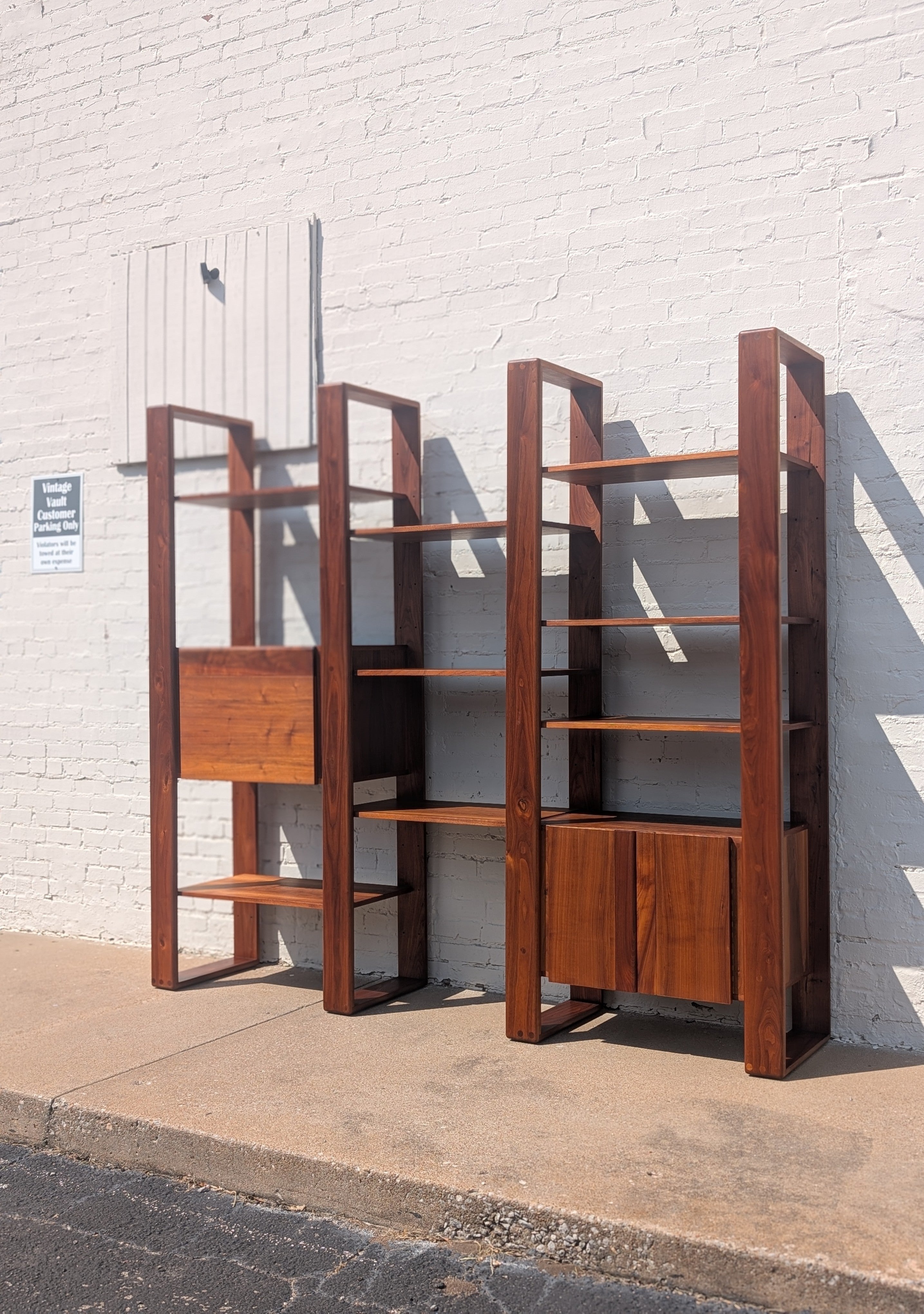 Mid Century Modern Walnut Wall Unit – Vintage Vault