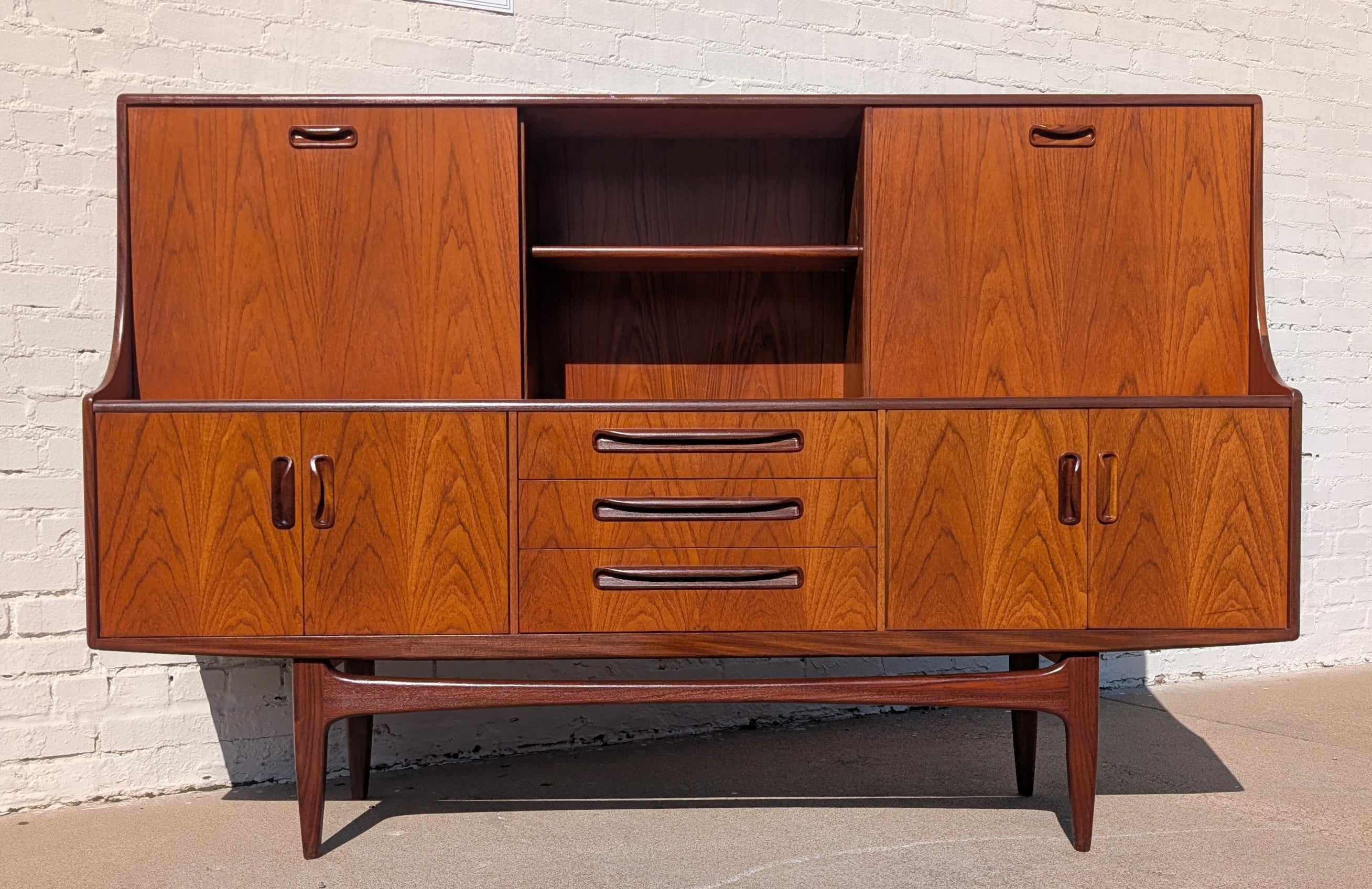 Mid Century English Modern G Plan Hutch