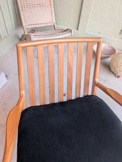 Mid Century Modern Solid Wood Lounge Chair