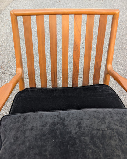 Mid Century Modern Solid Wood Lounge Chair