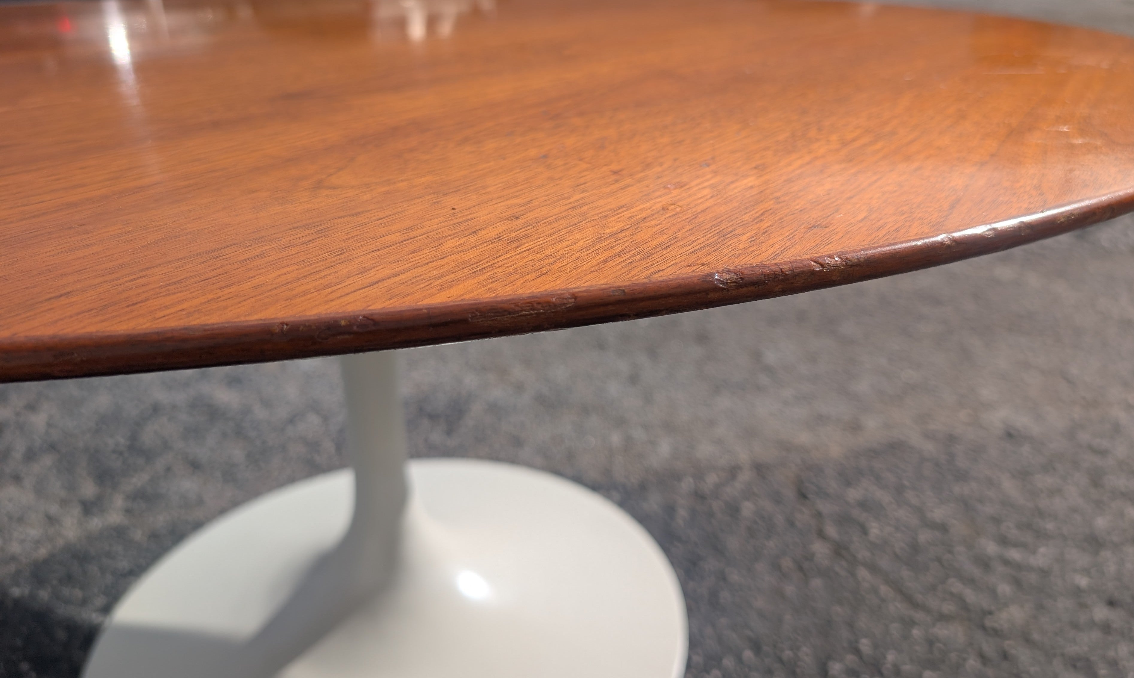 Mid Century Modern Knoll Tulip Table