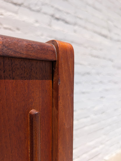 Mid Century Danish Modern Teak Credenza Attributed to Johannes Andersen