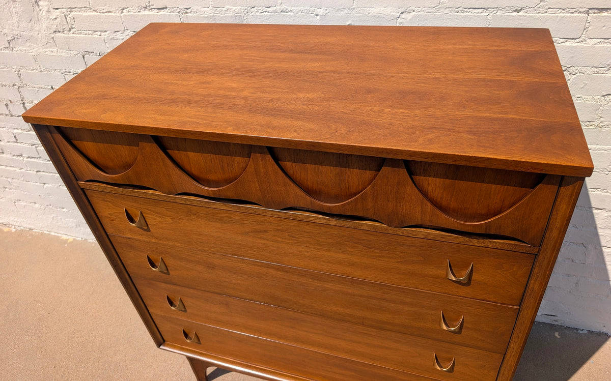 Mid Century Modern Broyhill Brasilia Walnut Dresser