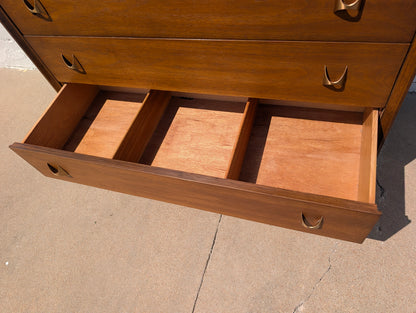 Mid Century Modern Broyhill Brasilia Walnut Dresser