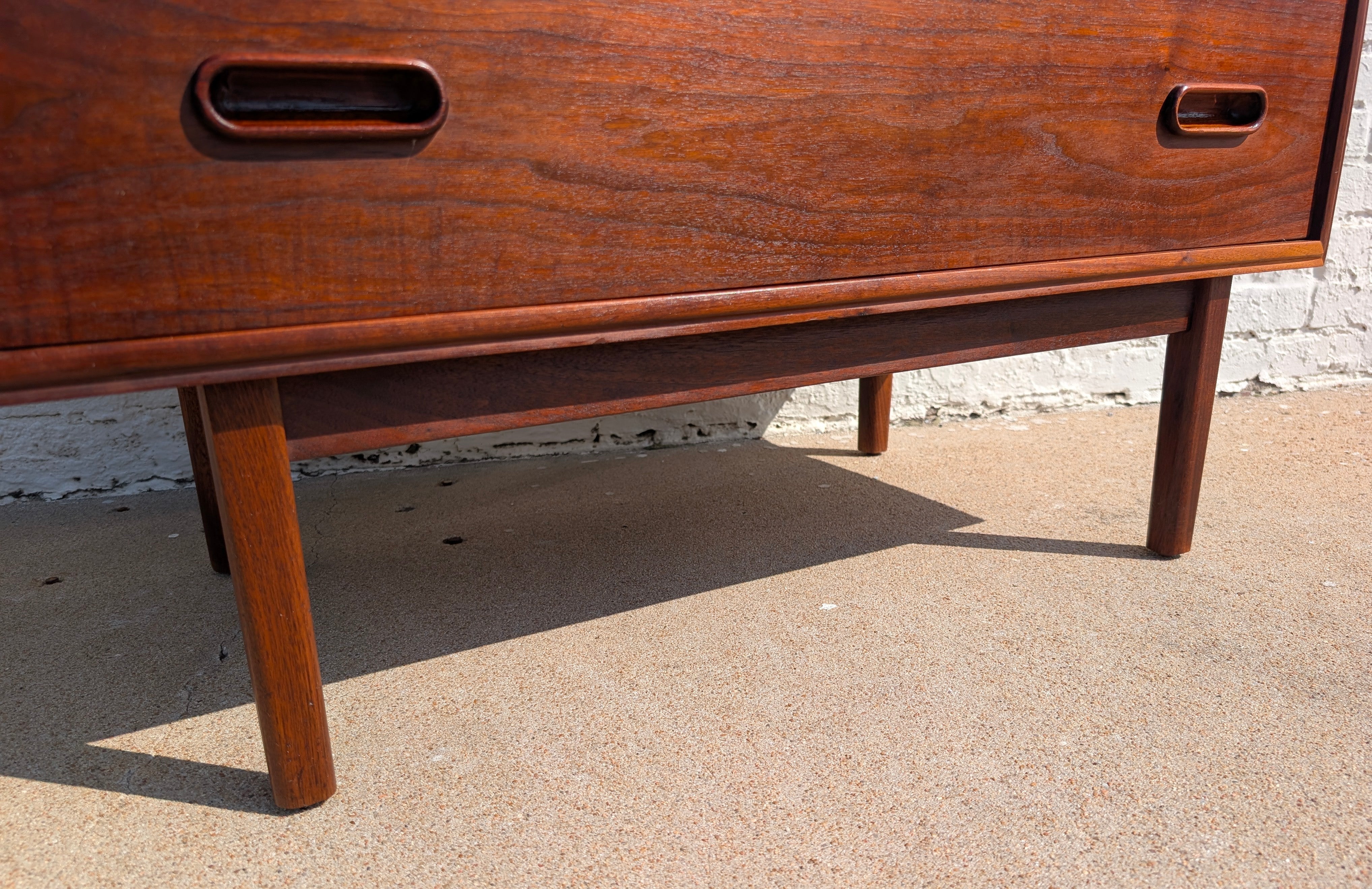 Mid Century Modern Walnut Dresser by Jack Cartwright for Founders