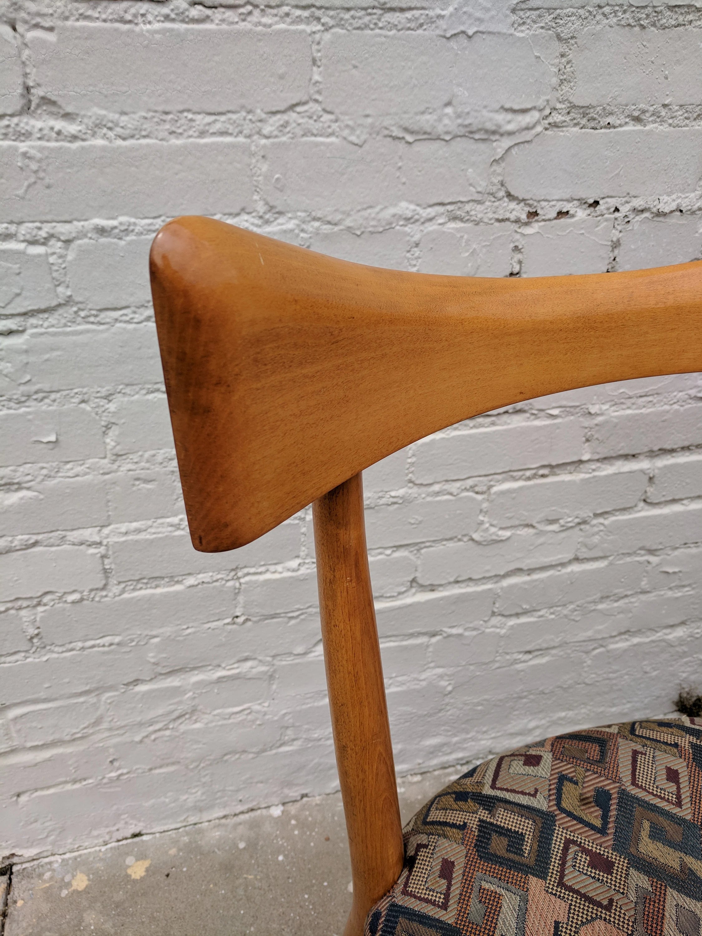 Mid Century Modern Paul McCobb Table and Bowtie Chairs