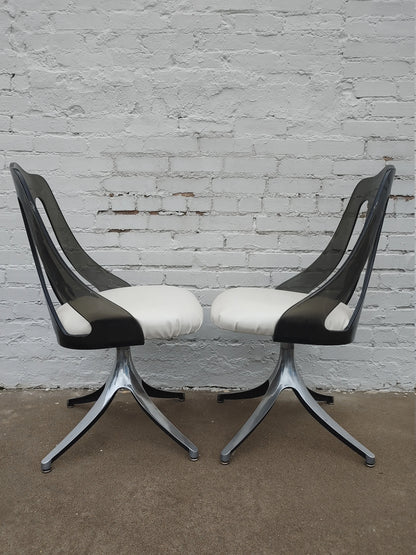 Mid Century Modern Lucite and Chrome Dining Chairs