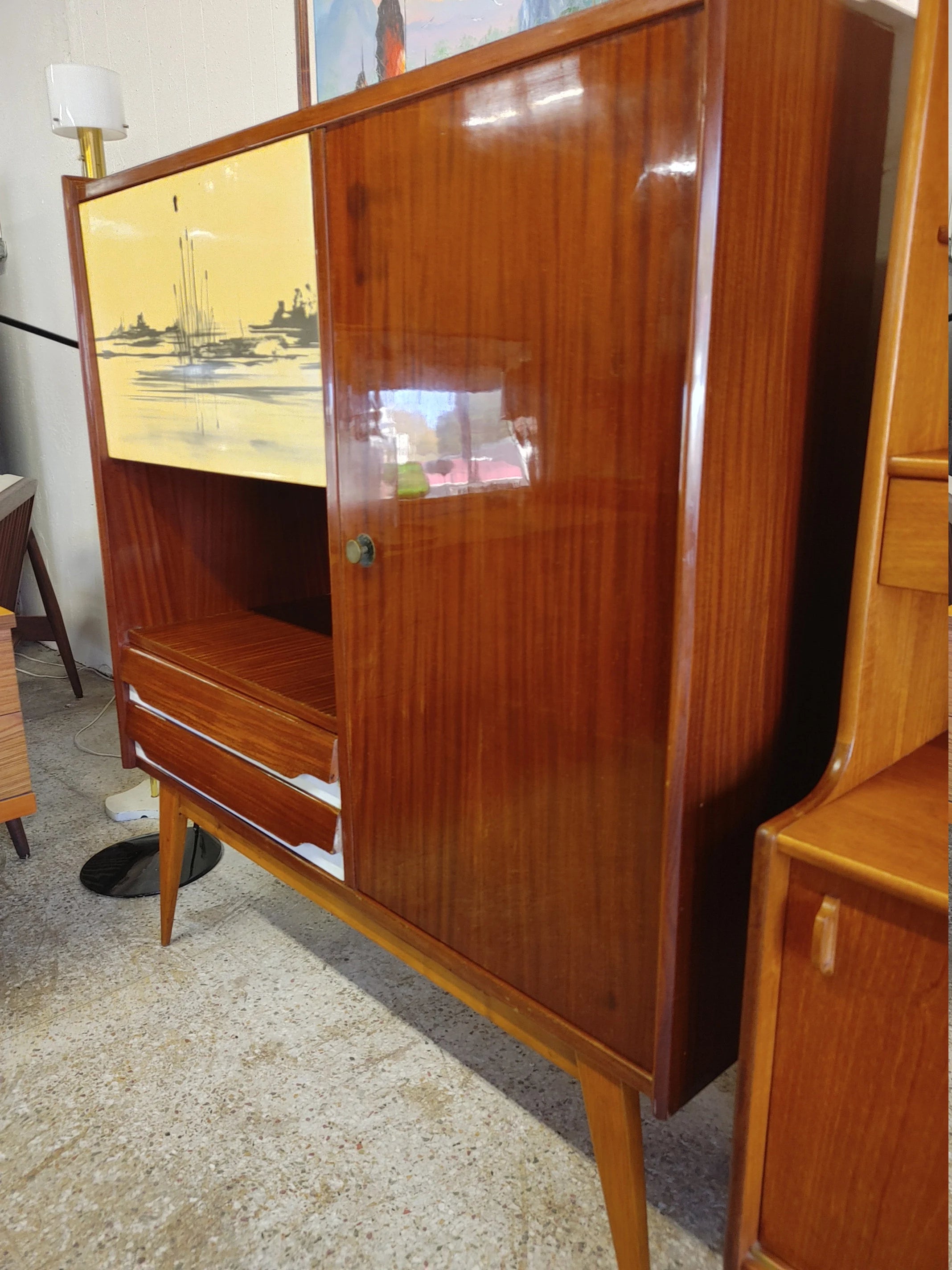Mid Century Modern Italian Chest of Drawers