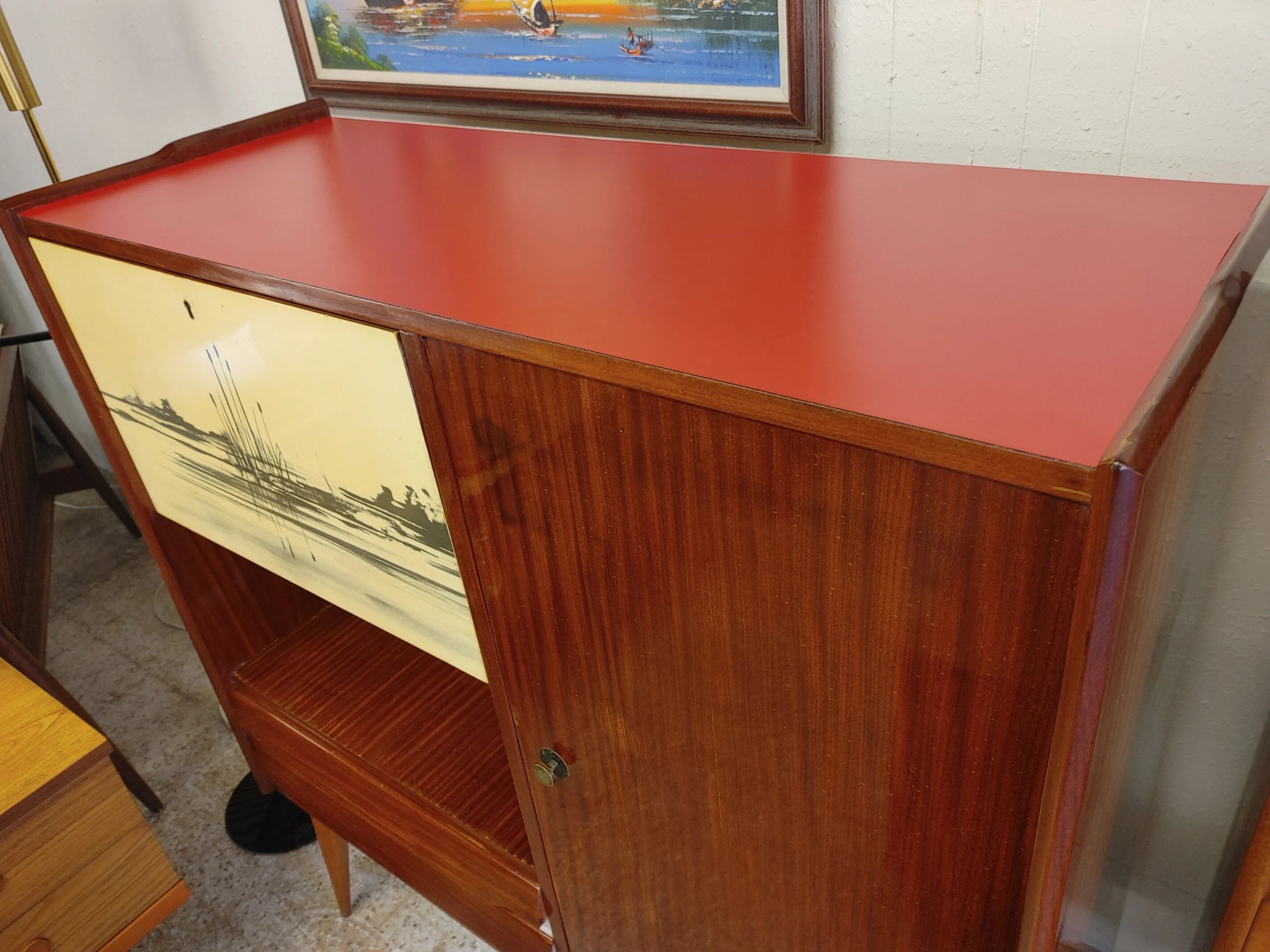 Mid Century Modern Italian Chest of Drawers