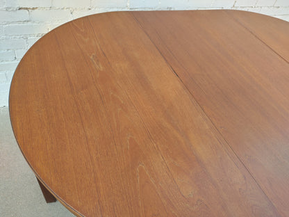 Mid Century Modern. Teak Drop Leaf Table