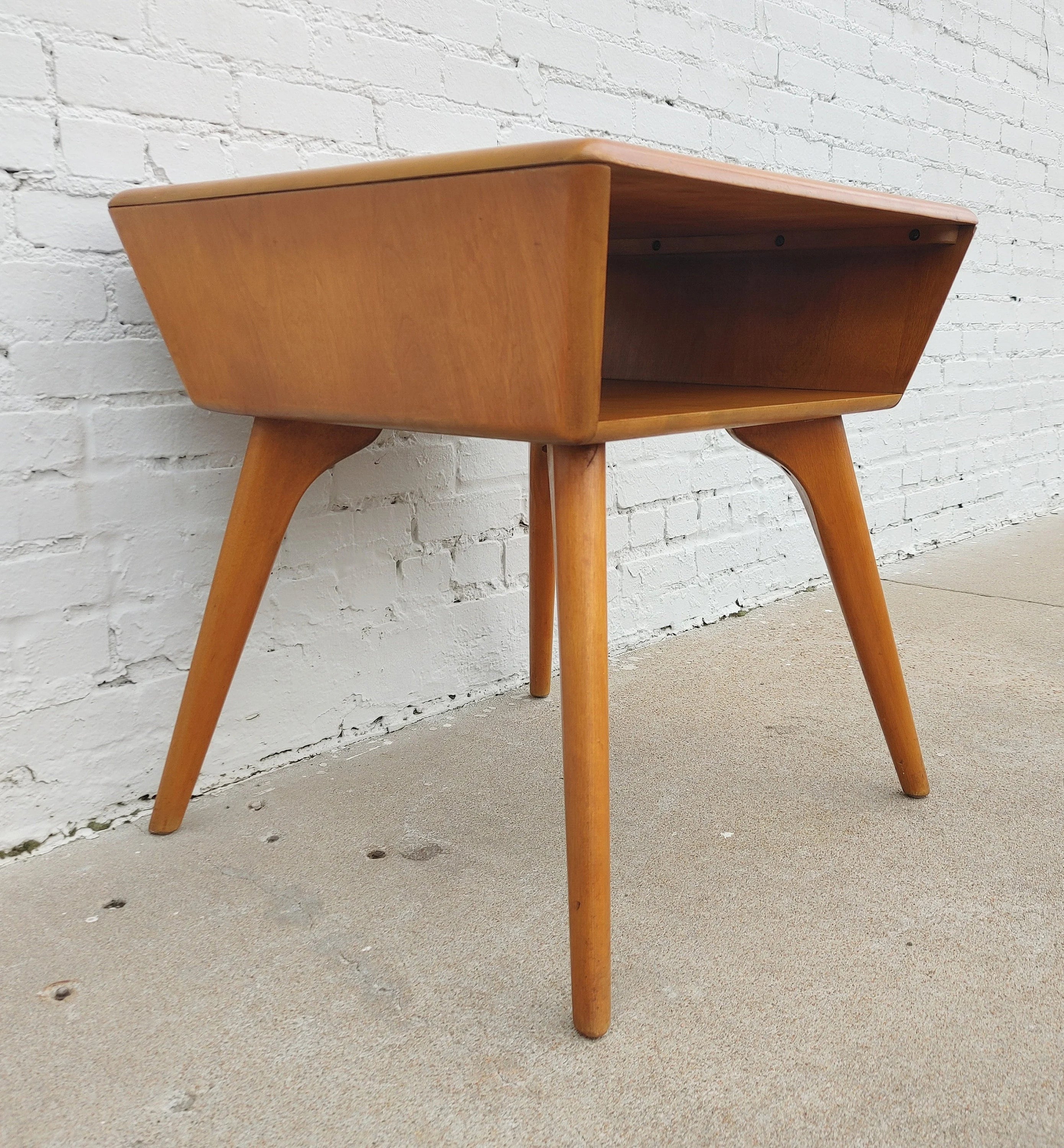 Mid Century Modern Heywood Wakefield Maple Side Table