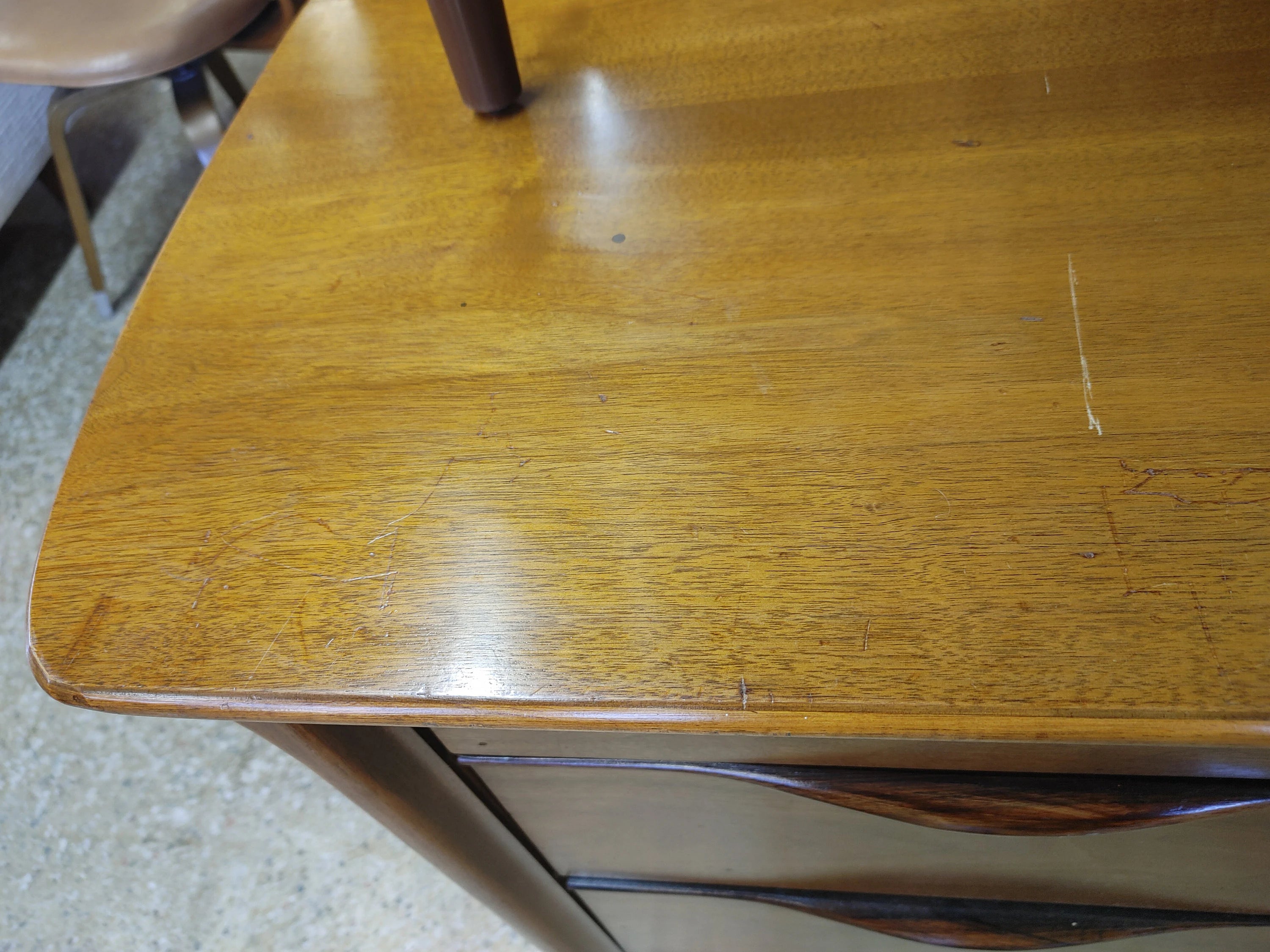 Mid Century Modern Kroehler Walnut Dresser