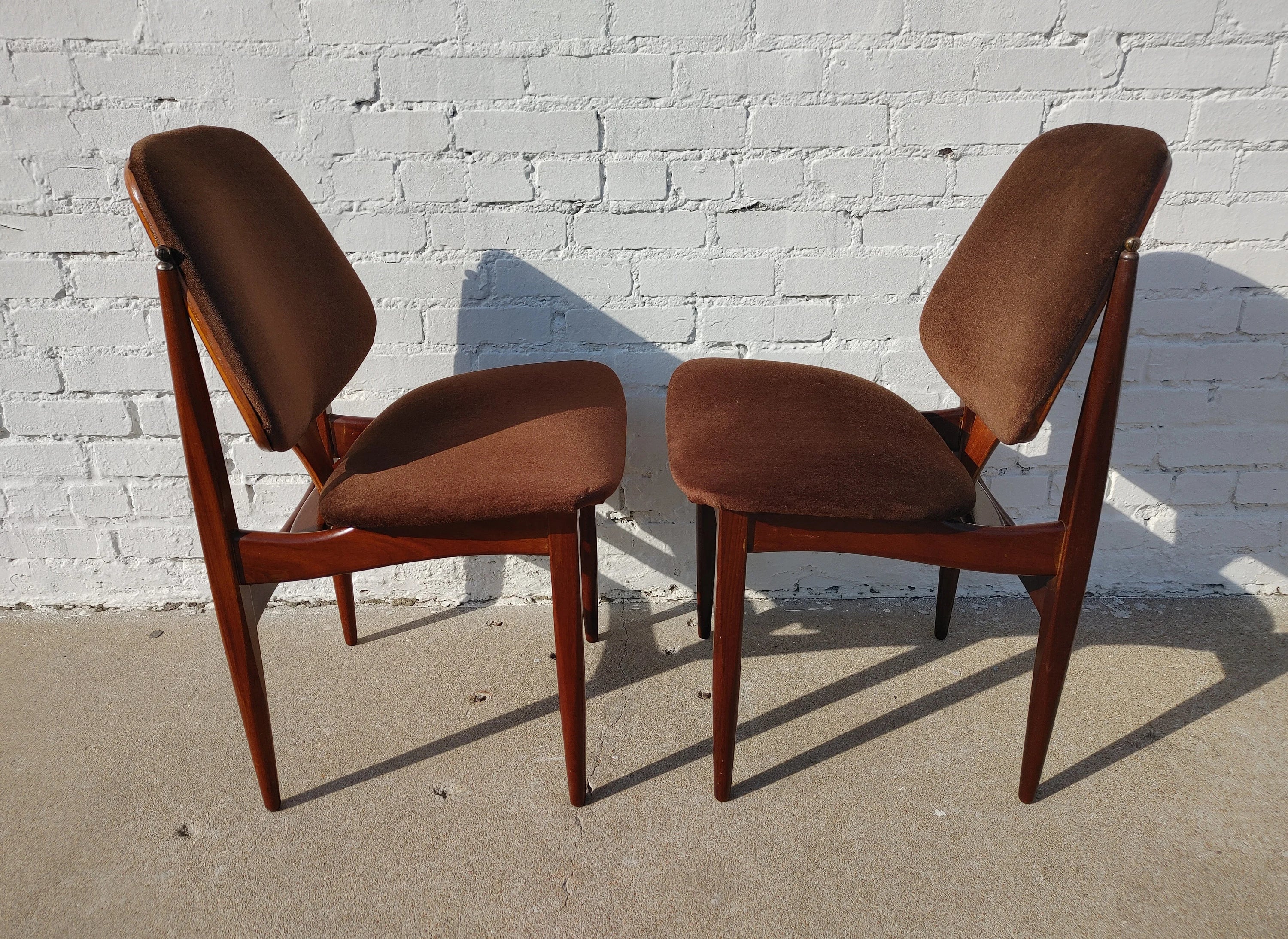 Mid Century English Modern Elliott's of Newbury Dining Chairs