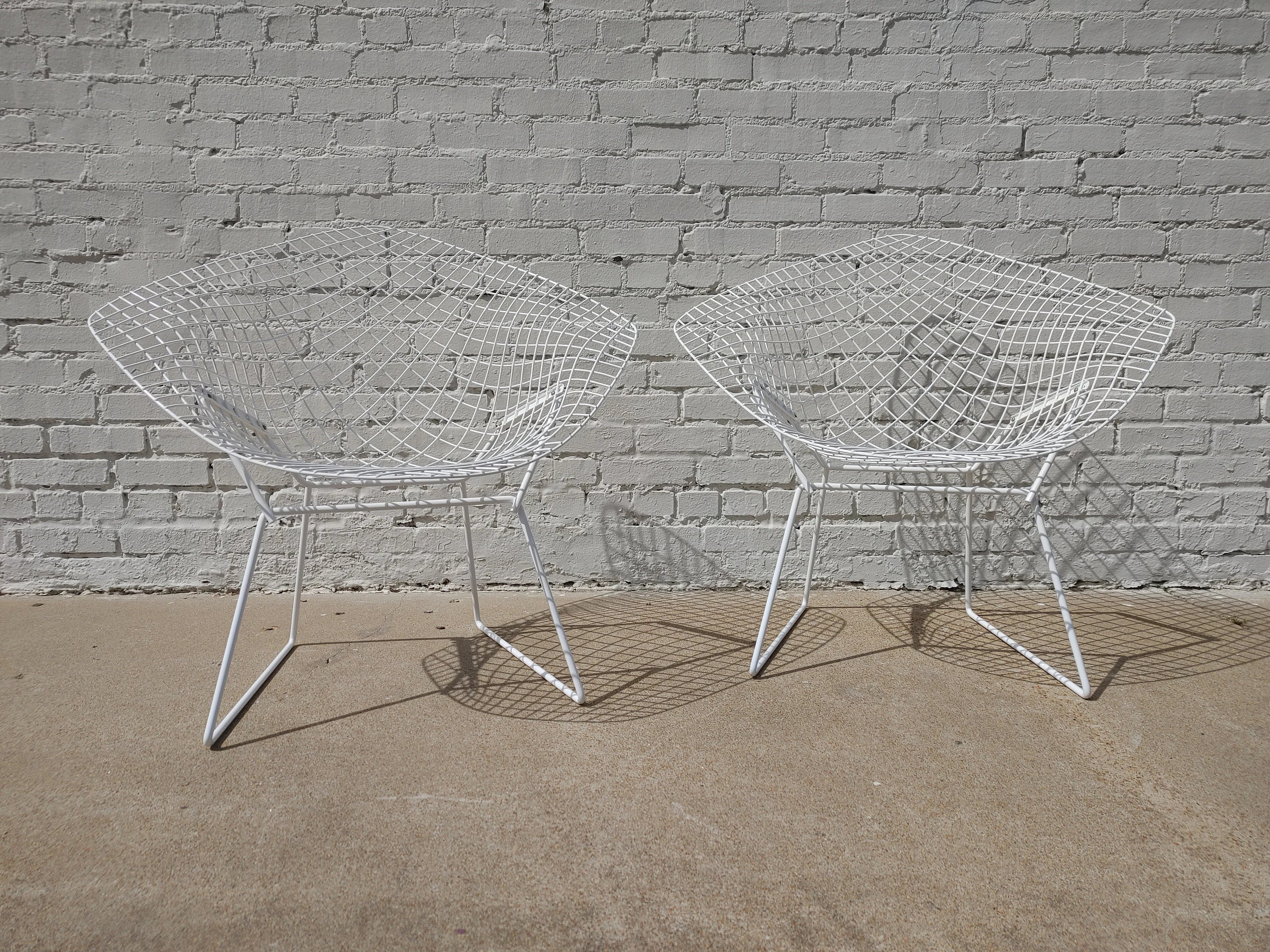 Mid Century Modern Bertoia Wire Diamond Chairs