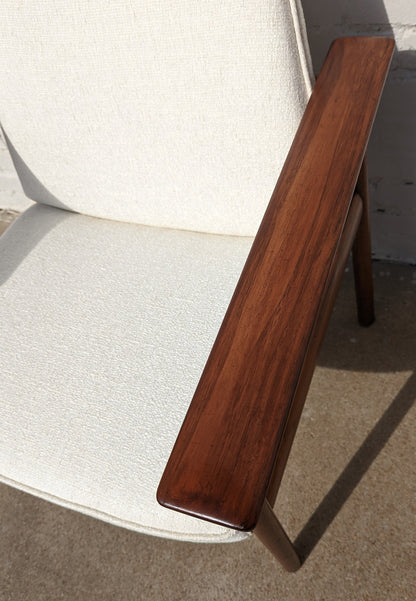 Mid Century Danish Modern Dokka Mobler Side Chair