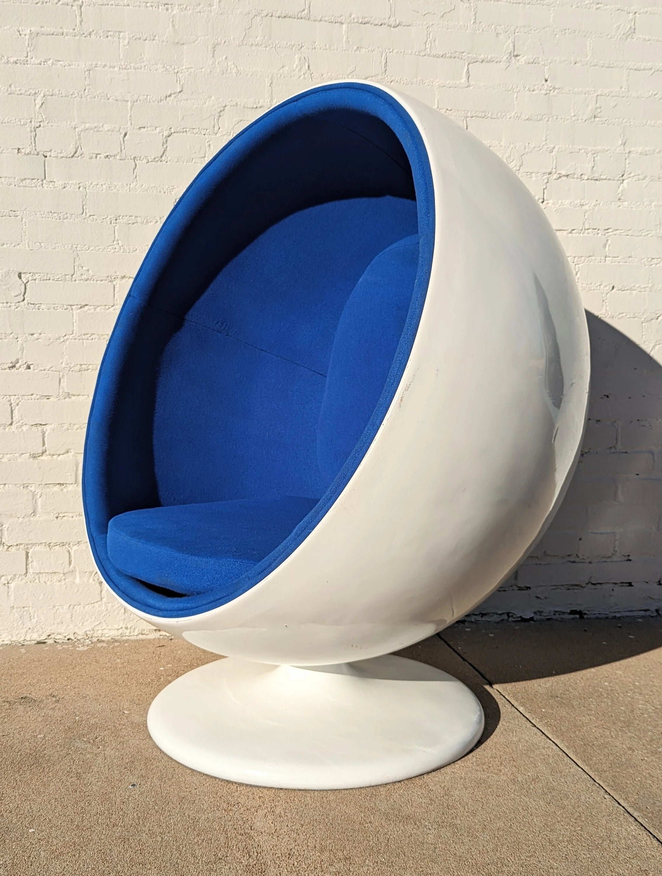 Mid Century Modern Eero Aarnio Inspired Ball Chair