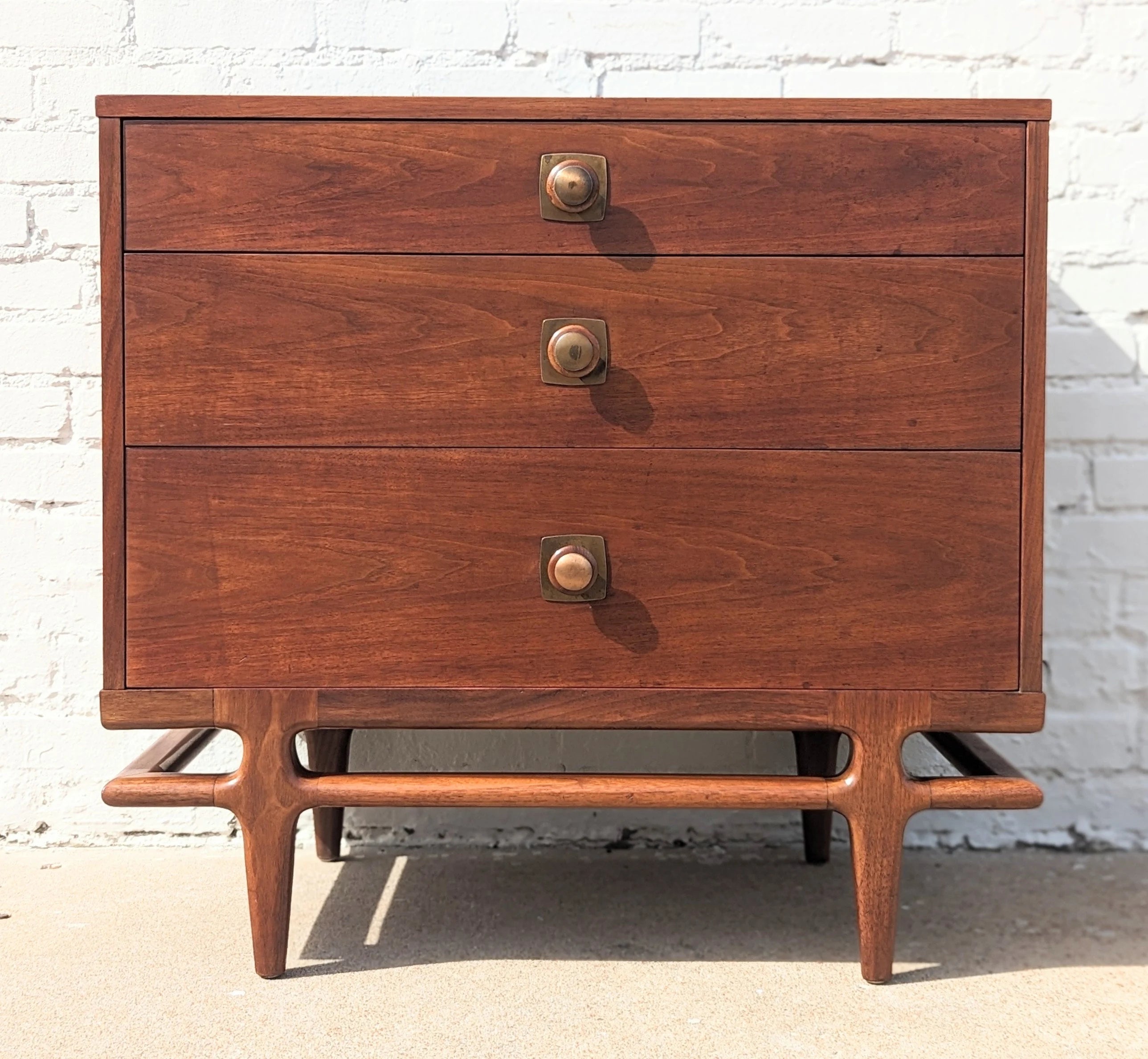 Mid Century Modern Henredon Walnut Cabinet