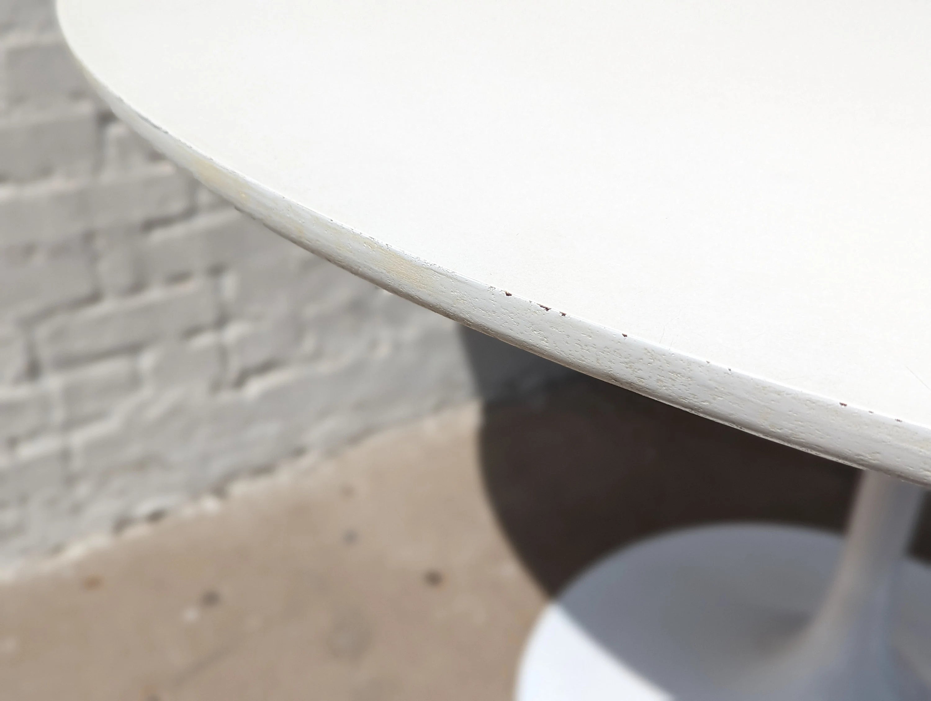 Mid Century Modern Burke Tulip Dining Table
