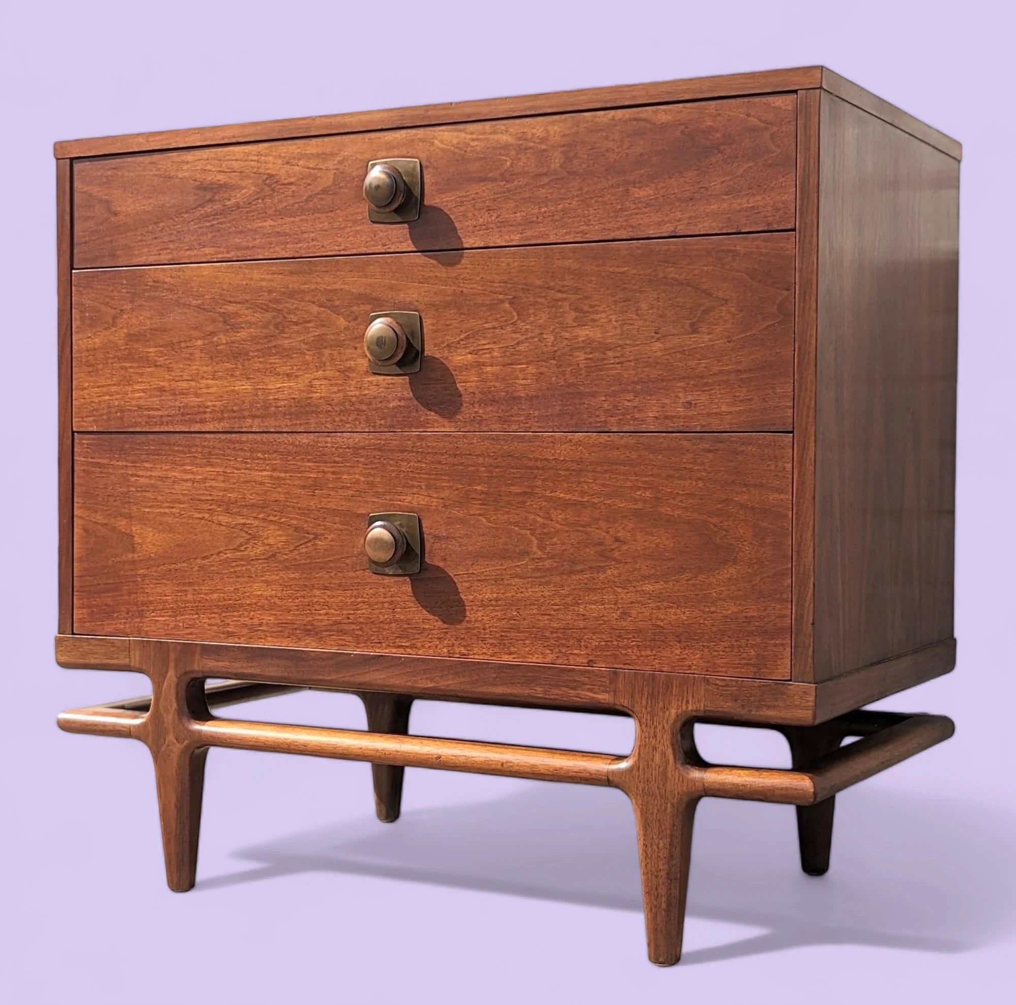 Mid Century Modern Henredon Walnut Cabinet