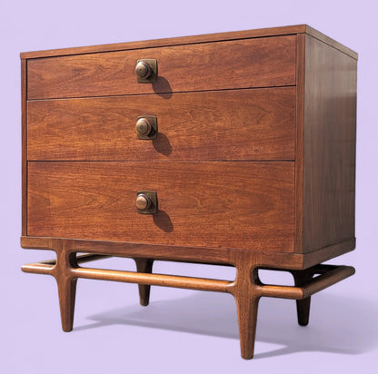Mid Century Modern Henredon Walnut Cabinet
