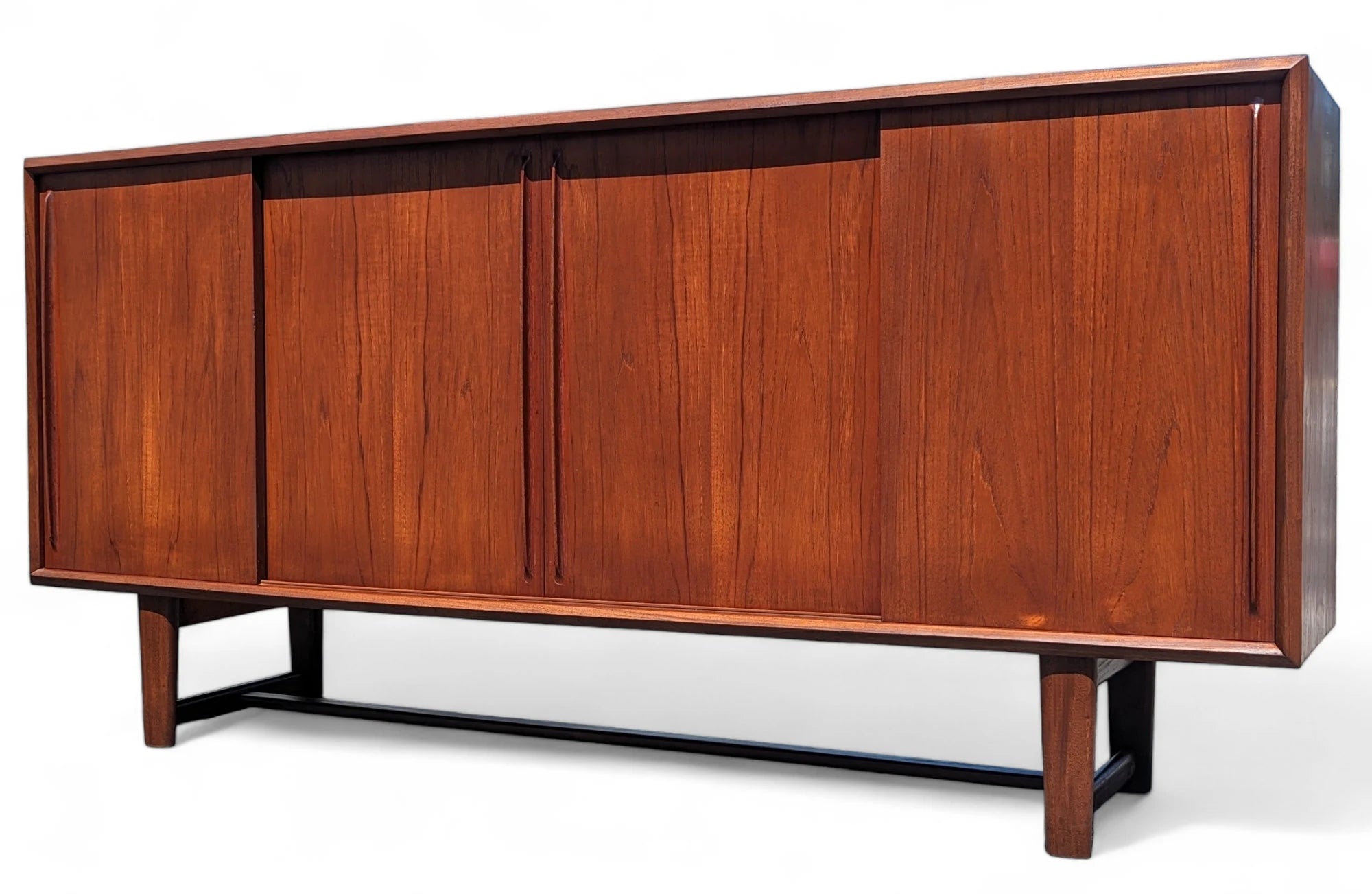 Mid Century Modern Danish Modern Teak Credenza In the Manner of Arne Vodder