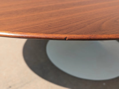 Mid Century Modern Knoll Tulip Coffee Table