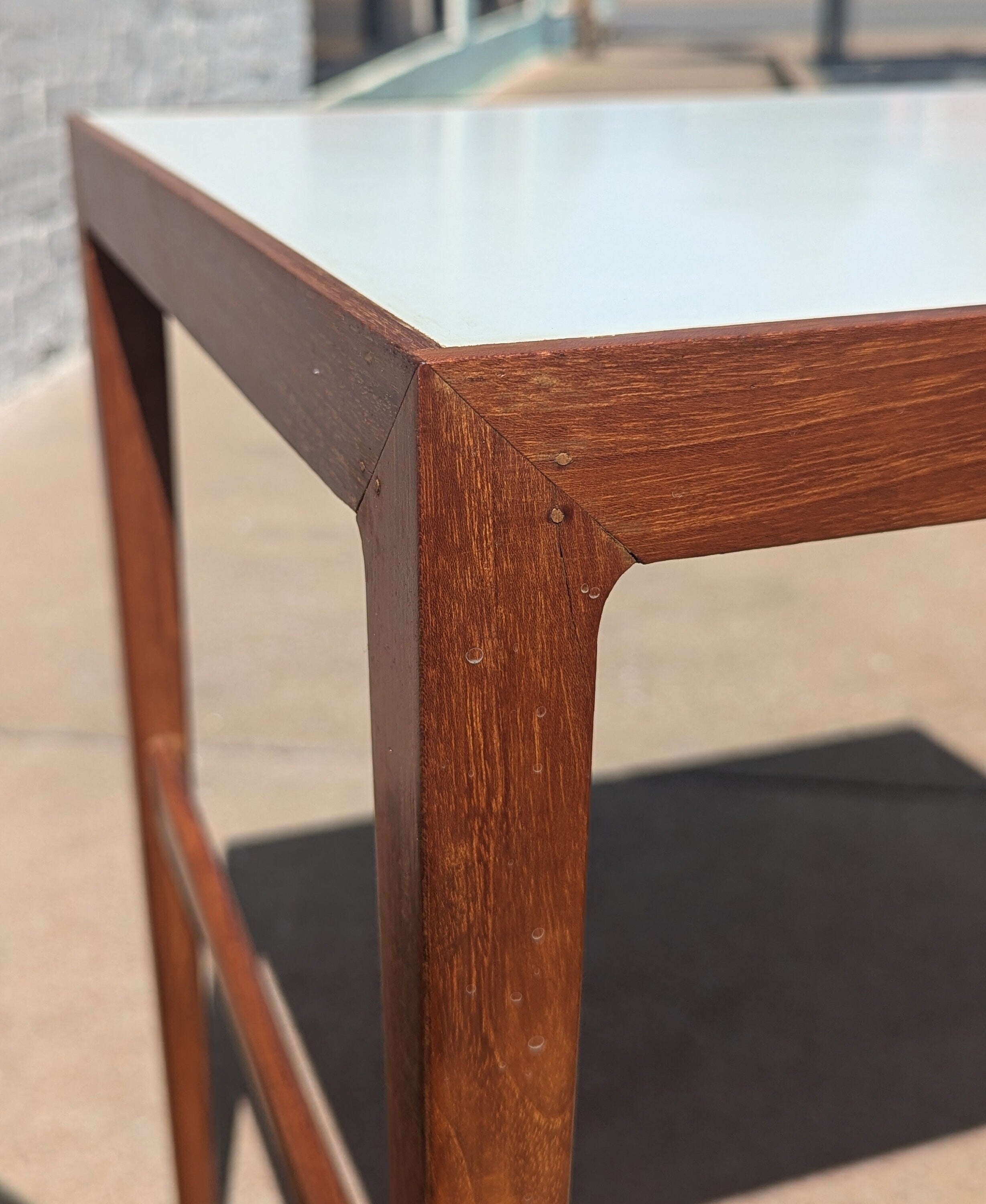 Mid Century Modern Nesting Tables
