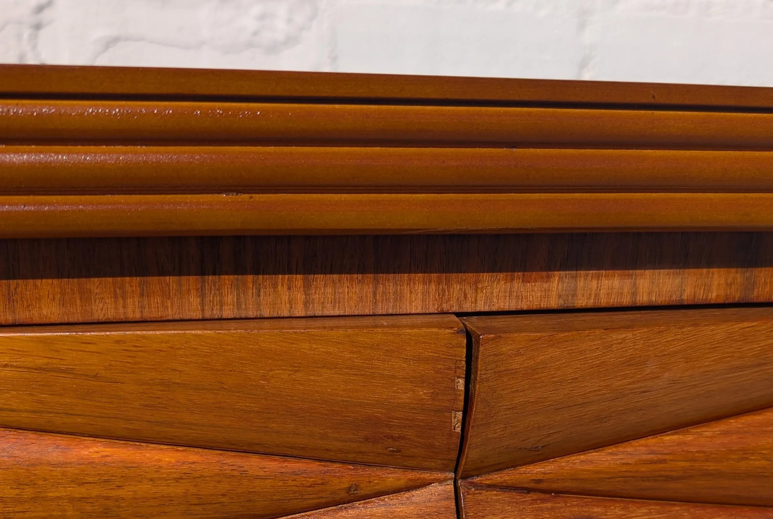 Mid Century Italian Modern Sculptural Dry Bar Attributed Vittorio Dassi